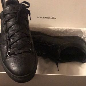 Balenciagia(SOLD)